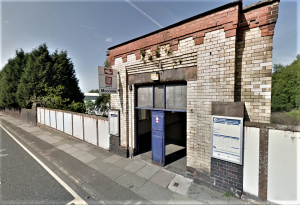 Moorside Station easy walking distance